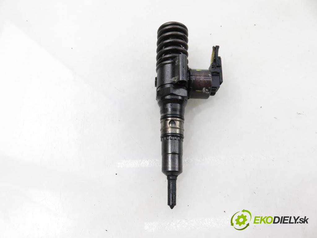 VW GOLF PLUS (5M1, 521) MINIVAN 2006 103,00 2.0 TDI 16V - BKD 1968,00 vstříkovač 03G130073G ; 0414720404 (Vstřikovač paliva)