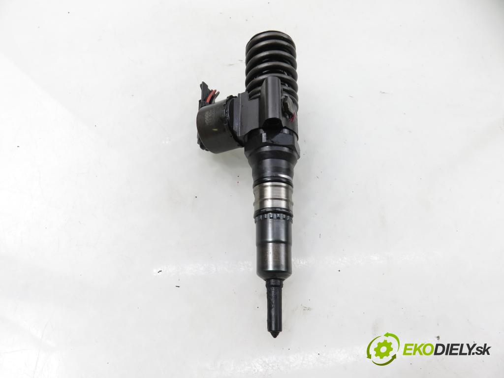 VW GOLF PLUS (5M1, 521) MINIVAN 2006 103,00 2.0 TDI 16V - BKD 1968,00 vstříkovač 03G130073G ; 0414720404 (Vstřikovač paliva)