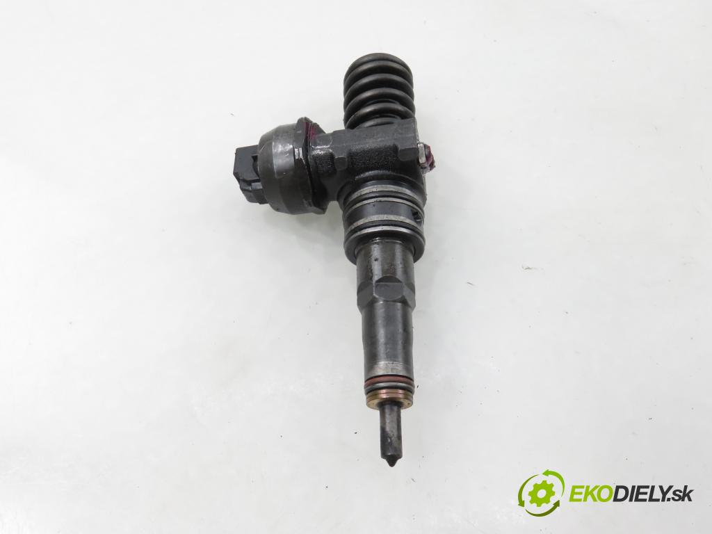 SKODA FABIA I Combi (6Y5) KOMBI 2003 74,00 1.9 TDI - ATD 1896,00 vstříkovač 038130073AJ ; 0414720037 (Vstřikovač paliva)