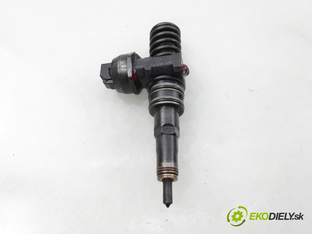 SKODA FABIA I Combi (6Y5) KOMBI 2003 74,00 1.9 TDI - ATD 1896,00 vstříkovač 038130073AJ ; 0414720037 (Vstřikovač paliva)