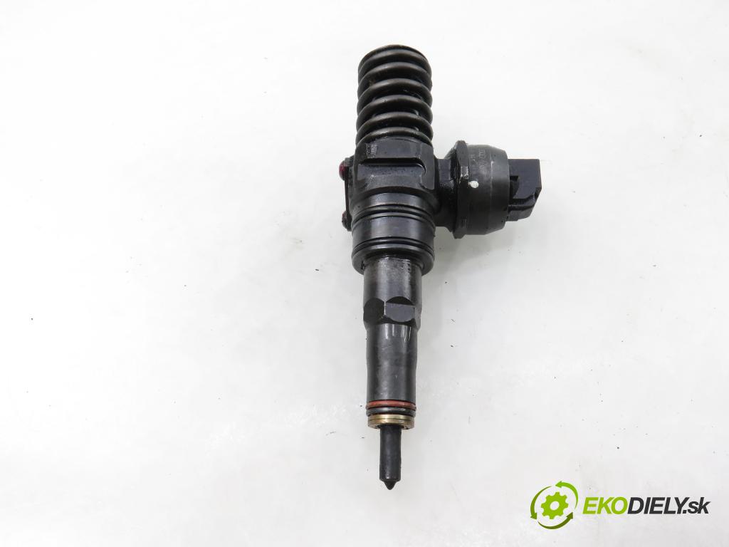 SKODA FABIA I Combi (6Y5) KOMBI 2003 74,00 1.9 TDI - ATD 1896,00 vstříkovač 038130073AJ ; 0414720037 (Vstřikovač paliva)