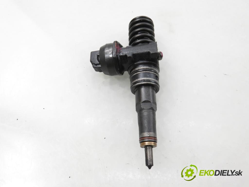SKODA FABIA I Combi (6Y5) KOMBI 2003 74,00 1.9 TDI - ATD 1896,00 vstříkovač 038130073AJ ; 0414720037 (Vstřikovač paliva)