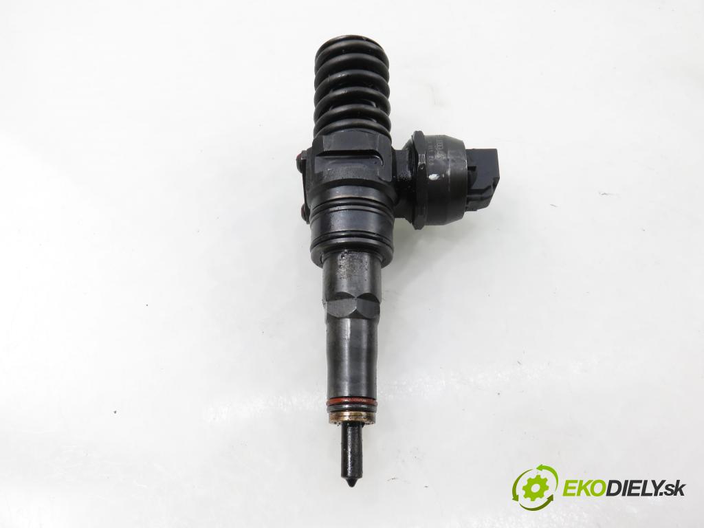 SKODA FABIA I Combi (6Y5) KOMBI 2003 74,00 1.9 TDI - ATD 1896,00 vstříkovač 038130073AJ ; 0414720037 (Vstřikovač paliva)