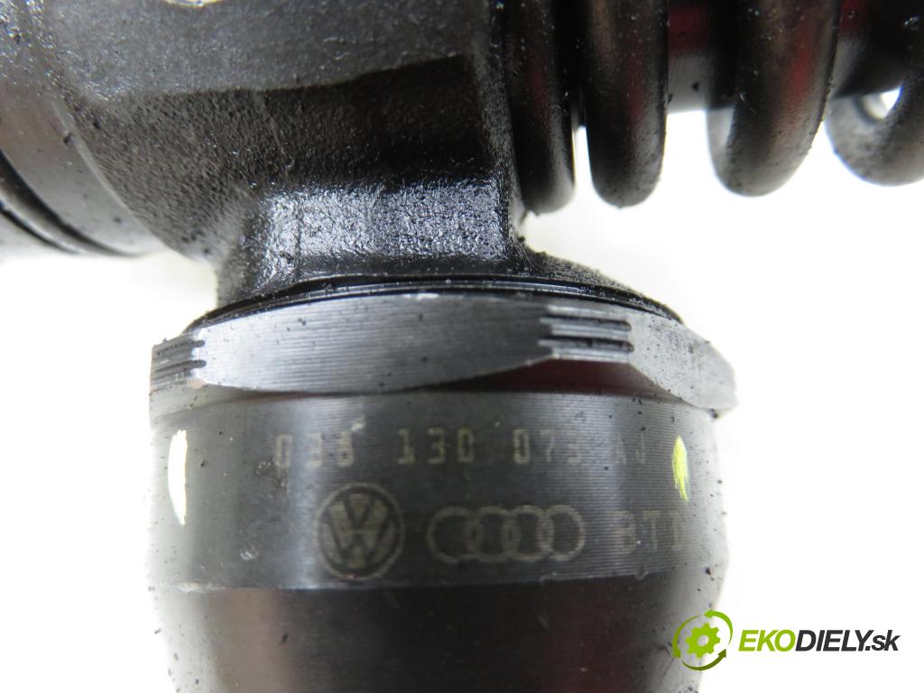 VW PASSAT B5.5 Variant (3B6) KOMBI 2001 74,00 1.9 TDI PD 101 - AVB 1896,00 vstříkovač 038130073AJ ; 0414720037 (Vstřikovač paliva)