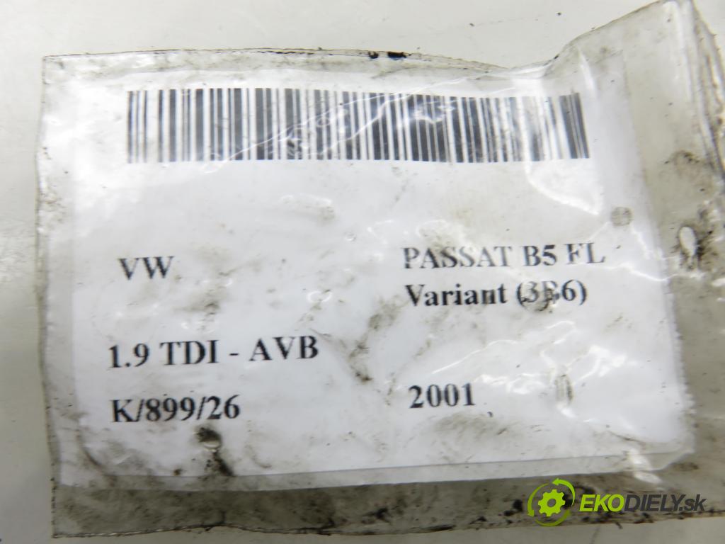 VW PASSAT B5.5 Variant (3B6) KOMBI 2001 74,00 1.9 TDI PD 101 - AVB 1896,00 vstříkovač 038130073AJ ; 0414720037 (Vstřikovač paliva)
