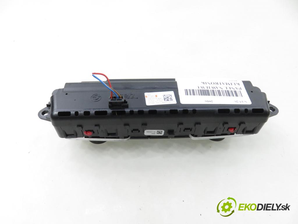 BMW 2 Active Tourer (F45) MINIVAN 2016 110,00 218 d 150 - B47 C20 A 1995,00 Panel kúrenia KLIMATRONIK 9371460