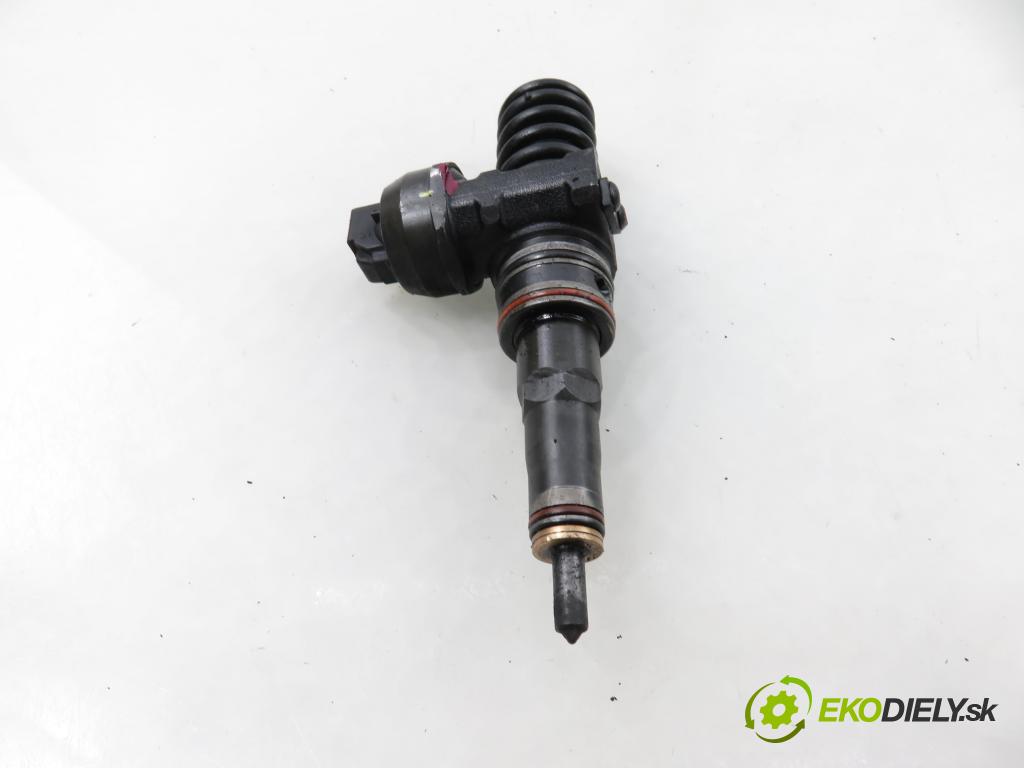 AUDI A4 (8E2, B6) SEDAN 2001 96,00 1.9 TDI PD 130 - AWX 1896,00 vstříkovač 038130073AN ; 0414720209 (Vstřikovač paliva)