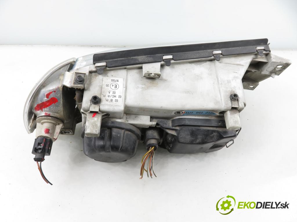 SKODA OCTAVIA I (1U2) KOMBI 2002 66,00 1.9 TDI 90- AGR 1896,00 Svetlo LP 1U1941015E
