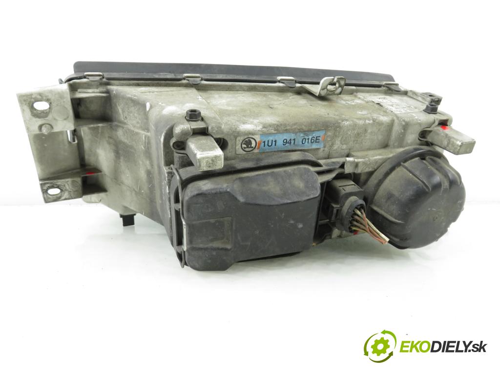 SKODA OCTAVIA I (1U2) KOMBI 2002 66,00 1.9 TDI 90- AGR 1896,00 světlo PP 1U1941016E