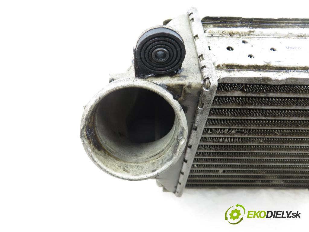AUDI A3 (8L1) HB 2003 96,00 1.9 TDI - ASZ 1896,00 chladič intercooler 1J0145803M