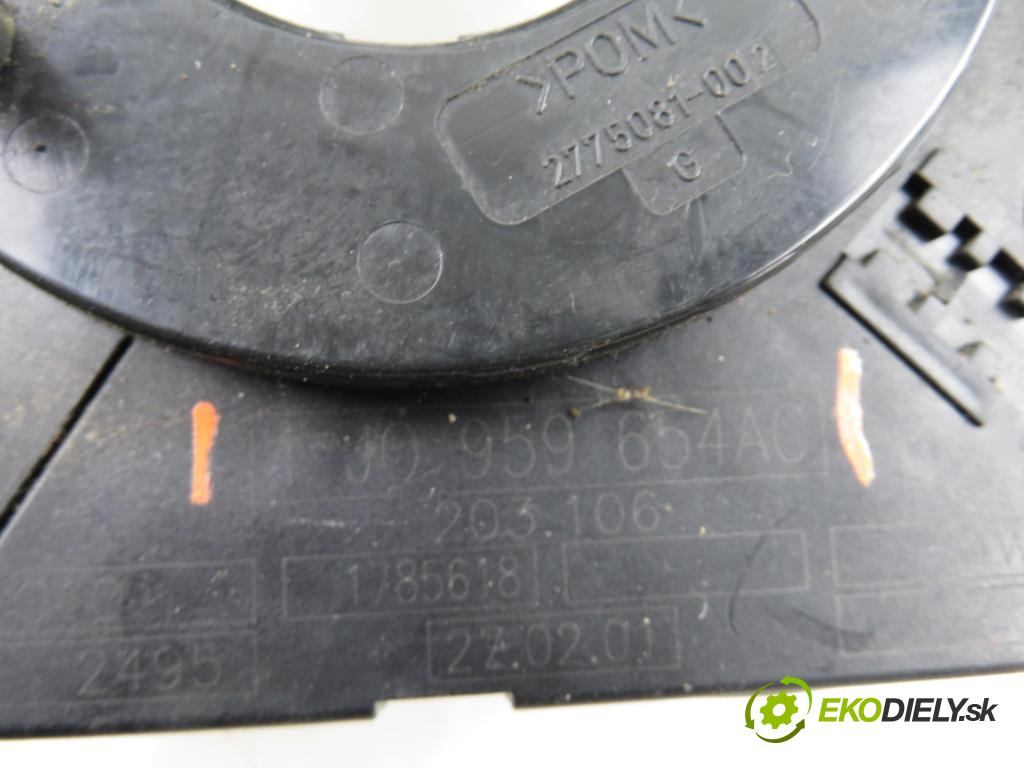 AUDI A3 (8L1) HB 2001 75,00 1.6 8V 102 - BFQ 1595,00 PÁSKA: air BAG 1J0959654AC