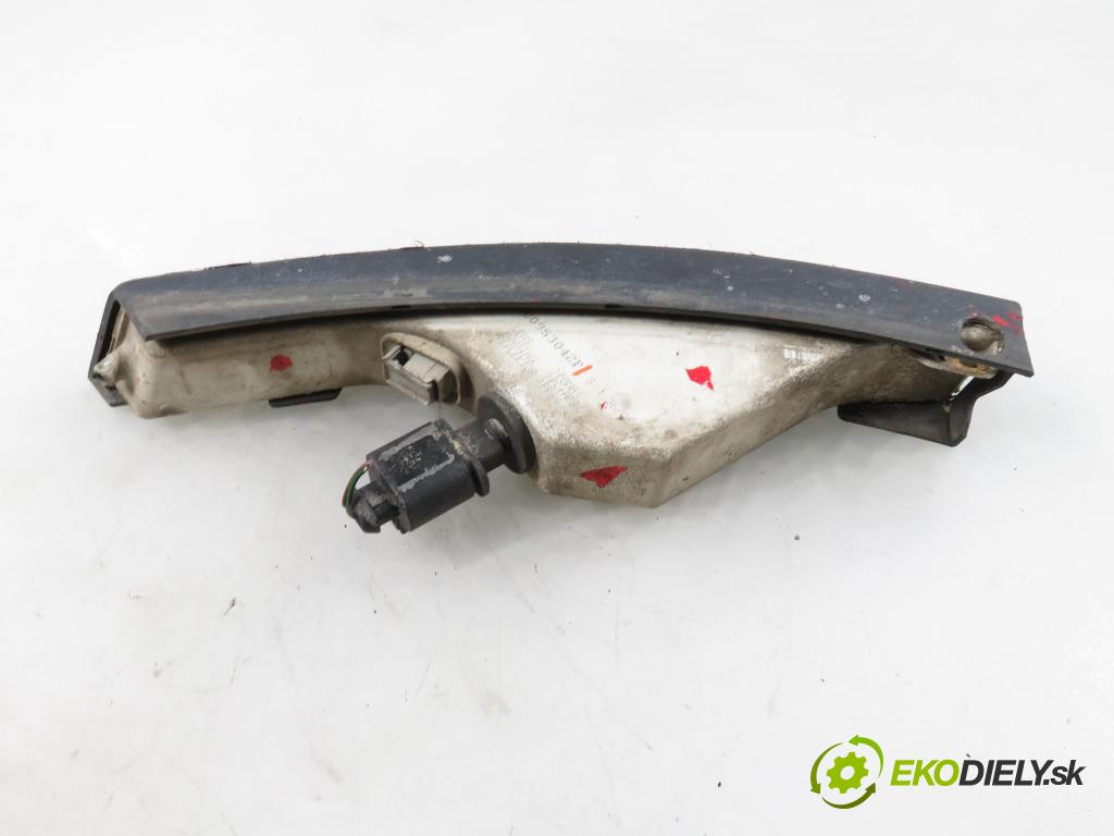 VW PASSAT B6 Variant (3C5) KOMBI 2006 77,00 1.9 TDI - BLS 1896,00 směrovka PP 3C0953042P