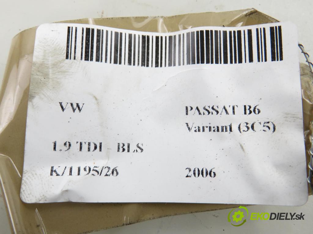 VW PASSAT B6 Variant (3C5) KOMBI 2006 77,00 1.9 TDI - BLS 1896,00 směrovka PP 3C0953042P