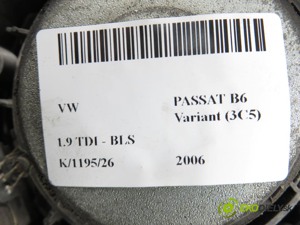 VW PASSAT B6 Variant (3C5) KOMBI 2006 77,00 1.9 TDI - BLS 1896,00 reproduktor Dvere 3C0035454