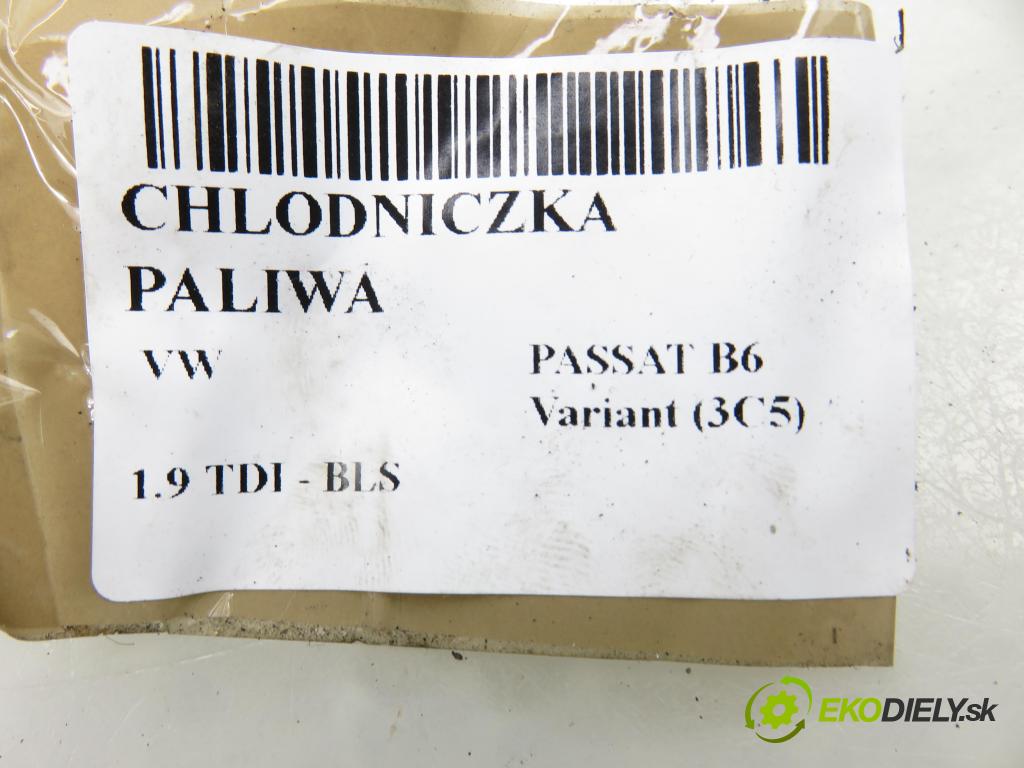 VW PASSAT B6 Variant (3C5) KOMBI 2006 77,00 1.9 TDI - BLS 1896,00 Chladič paliva 3C0853677