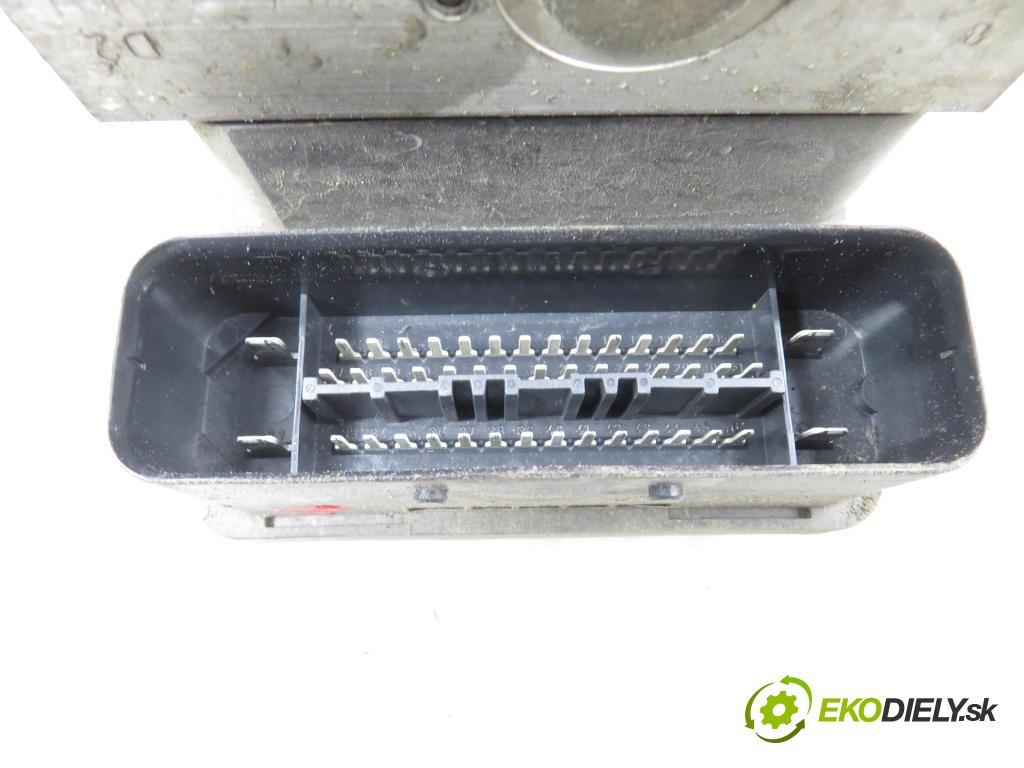 SKODA OCTAVIA I (1U2) KOMBI 2002 66,00 1.9 TDI - AGR 1896,00 Pumpa ABS 10096003163 ; 1C0907379K ; 10020600384 (Pumpa ABS)