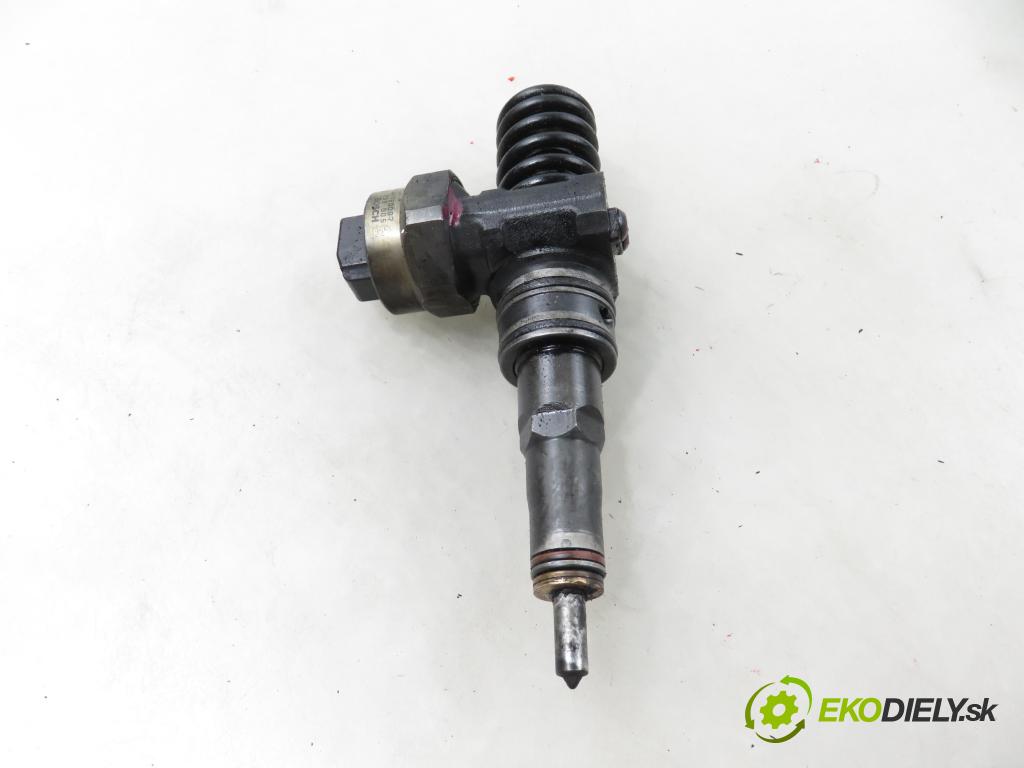 VW PASSAT B5 Variant (3B5) KOMBI 2000 85,00 1.9 TDI - ATJ 1896,00 vstříkovač 038130073F ; 0414720007 (Vstřikovač paliva)