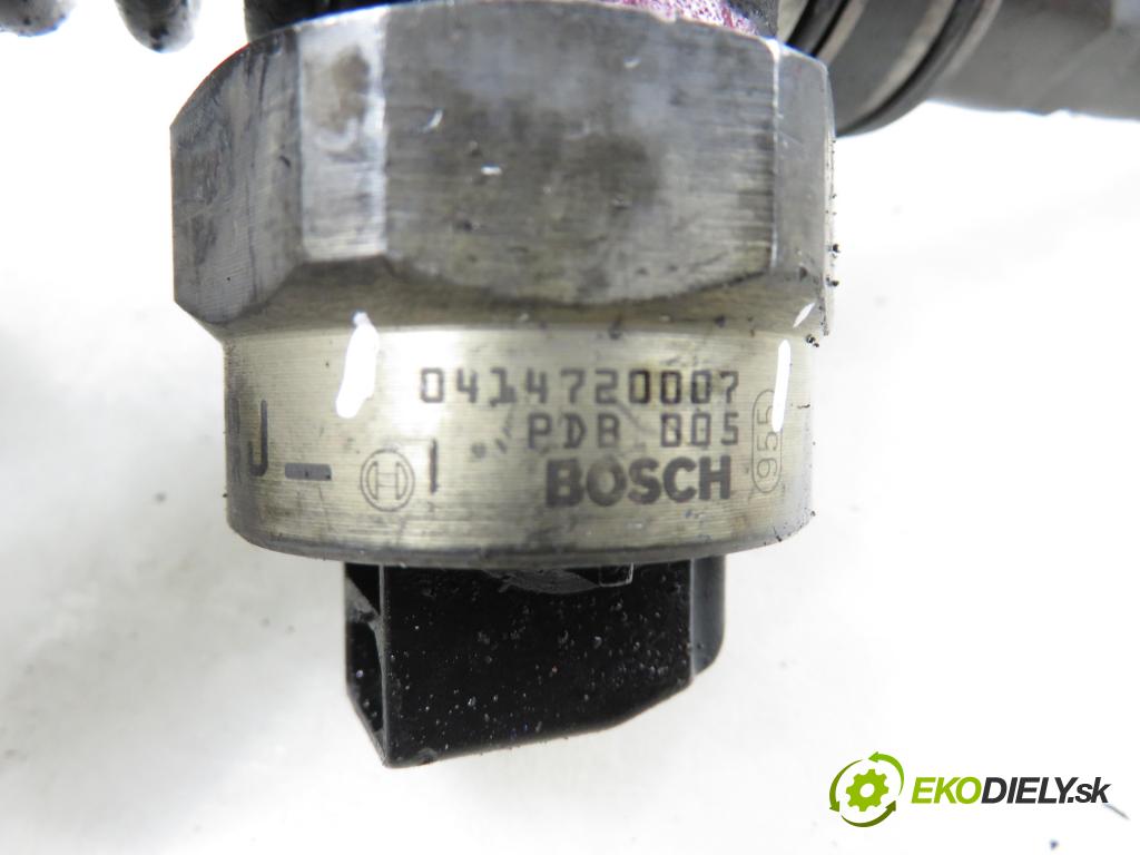 VW PASSAT B5 Variant (3B5) KOMBI 2000 85,00 1.9 TDI - ATJ 1896,00 vstříkovač 038130073F ; 0414720007 (Vstřikovač paliva)