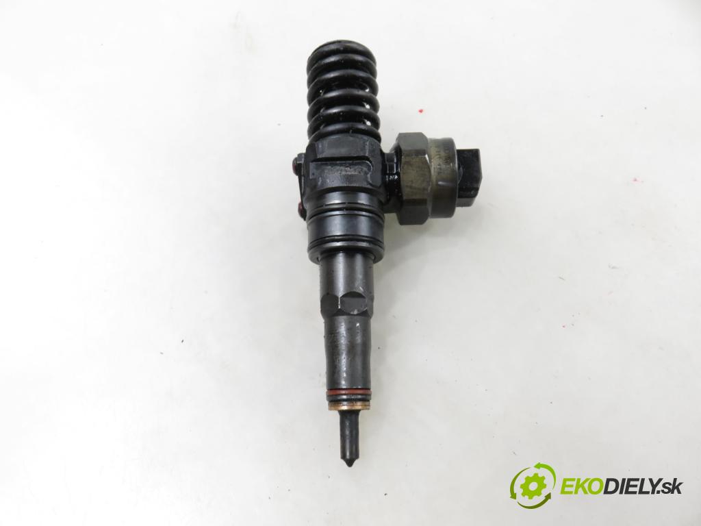 VW PASSAT B5 Variant (3B5) KOMBI 2000 85,00 1.9 TDI - ATJ 1896,00 vstříkovač 038130073F ; 0414720007 (Vstřikovač paliva)