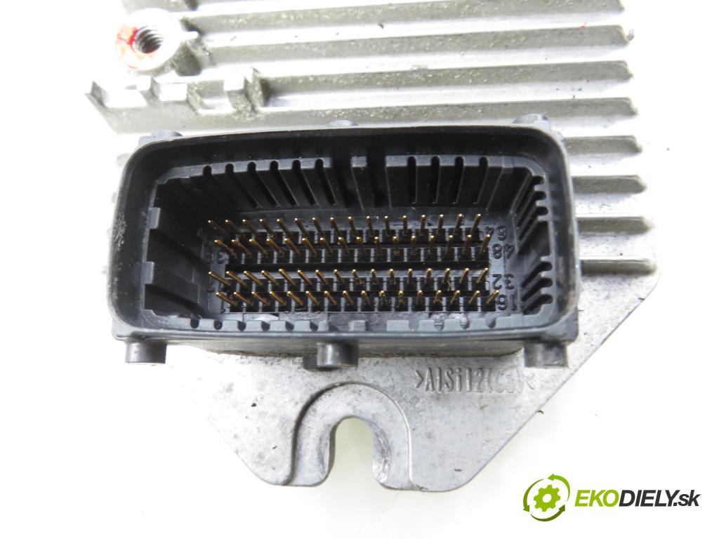 OPEL VECTRA C (Z02) SEDAN 2002 81,00 1.8 - Z 18 XEL 1796,00 Riadiaca jednotka Motor 5WK91715 ; 13102031