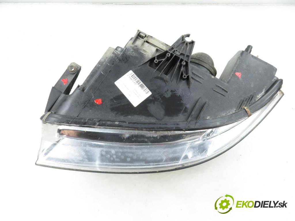 VW PASSAT B5.5 Variant (3B6) KOMBI 2002 96,00 1.9 TDI 4motion - AVF 1896,00 Svetlo PP