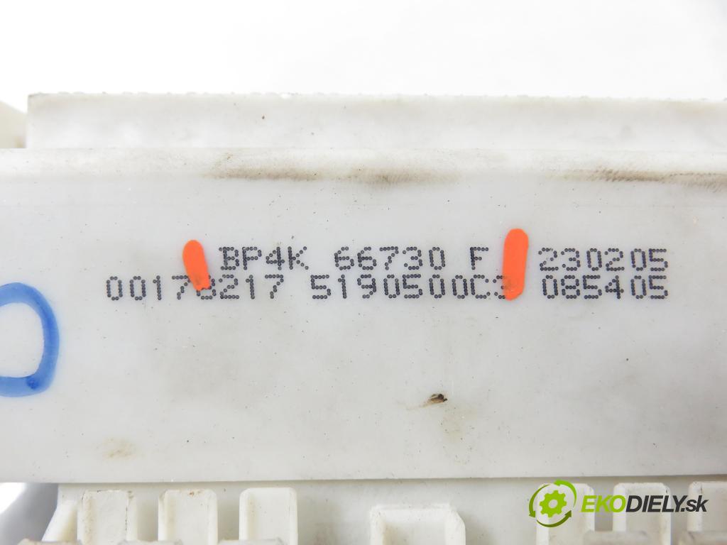 MAZDA 3 (BK) HB 2005 77,00 1.6 - B6ZE 1598,00 MODUL BSI BP4K66730F