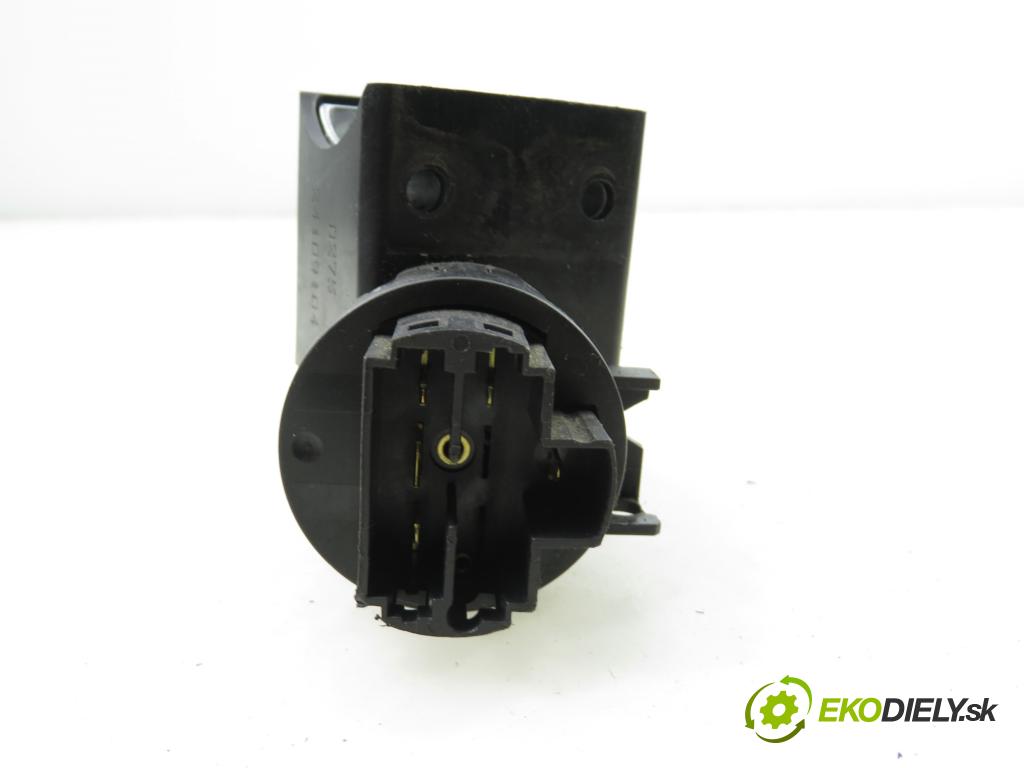 FIAT PANDA (169_) HB 2005 40,00 1.1 54 - 187 A1.000 1108,00 spinačka 00468453610 ; 61027500 (Spínacia skrinka)