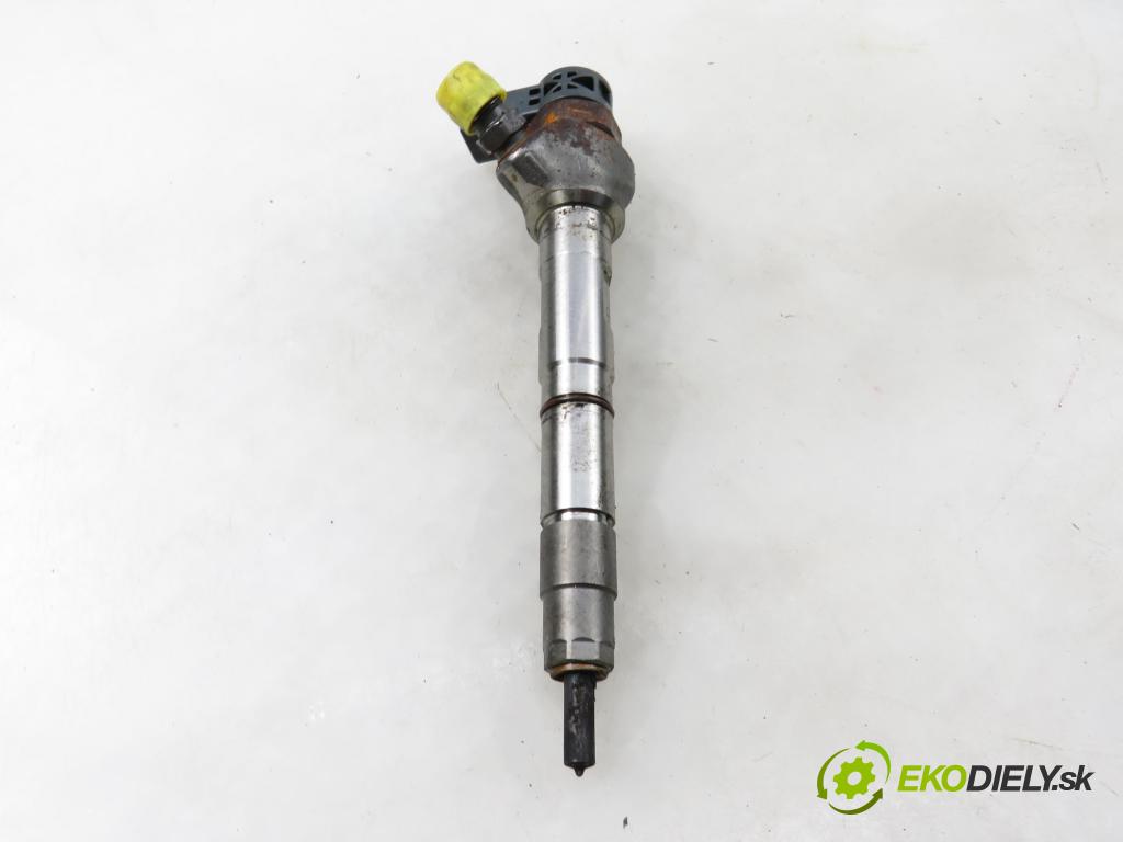 SKODA OCTAVIA III Combi (5E5) KOMBI 2017 135,00 2.0 TDI / TDI RS 4x4 - CUNA 1968,00 vstrekovač 0445110471 ; 04L130277AE (Vstrekovač paliva)