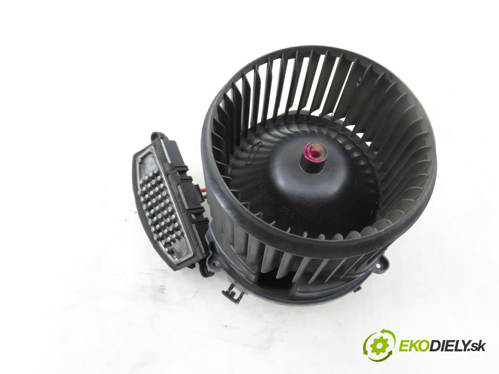 BMW 2 Active Tourer (F45) MINIVAN 2016 110,00 218 d 150 - B47 C20 A 1995,00 Ventilátor vetráku 9297752 ; 9377854