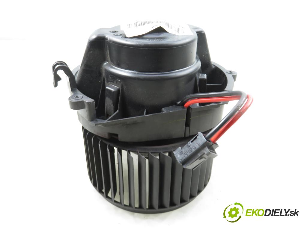 BMW 2 Active Tourer (F45) MINIVAN 2016 110,00 218 d 150 - B47 C20 A 1995,00 Ventilátor vetráku 9297752 ; 9377854