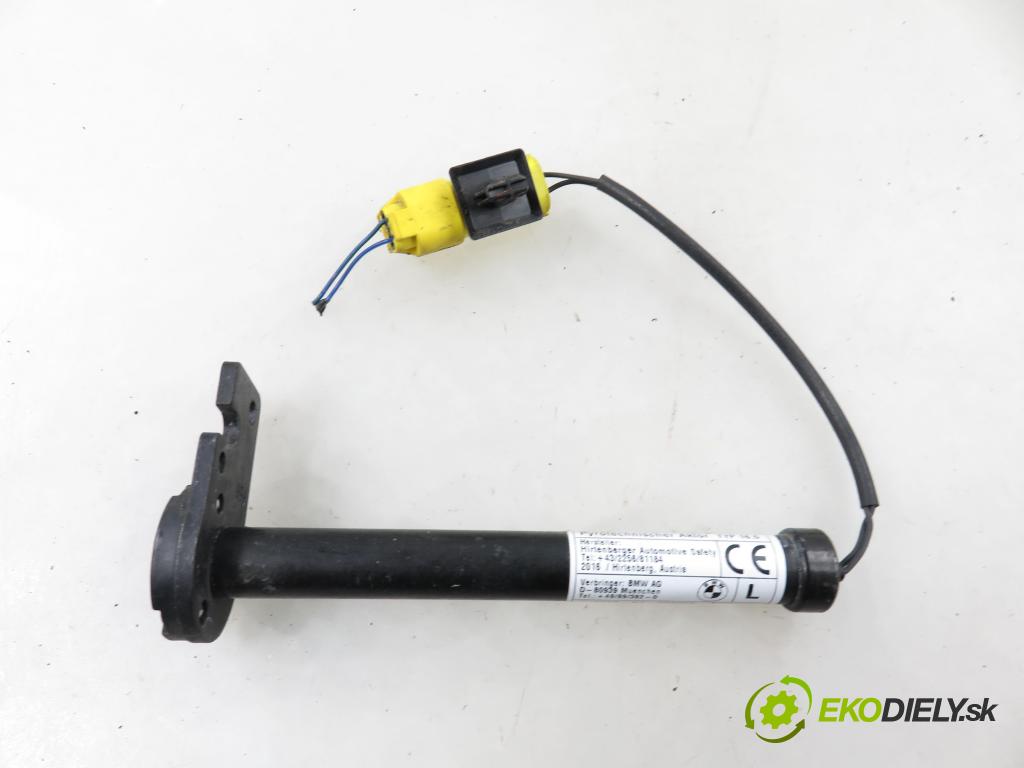BMW 2 Active Tourer (F45) MINIVAN 2016 110,00 218 d 150 - B47 C20 A 1995,00 PIROTECHNICKÉ: 7300537