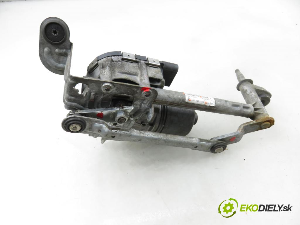 VW GOLF PLUS (5M1, 521) MINIVAN 2005 77,00 1.9 TDI PD 105 - BKC 1896,00 Motorček stieračov 0390241779 ; 5M0955119 ; 3397020719