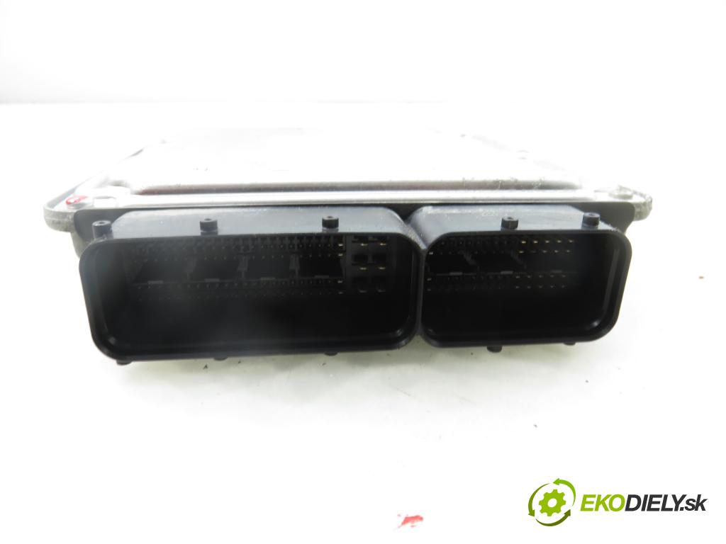 VW GOLF PLUS (5M1, 521) MINIVAN 2005 77,00 1.9 TDI PD 105 - BKC 1896,00 Riadiaca jednotka Motor 0281012220 ; 03G906016R