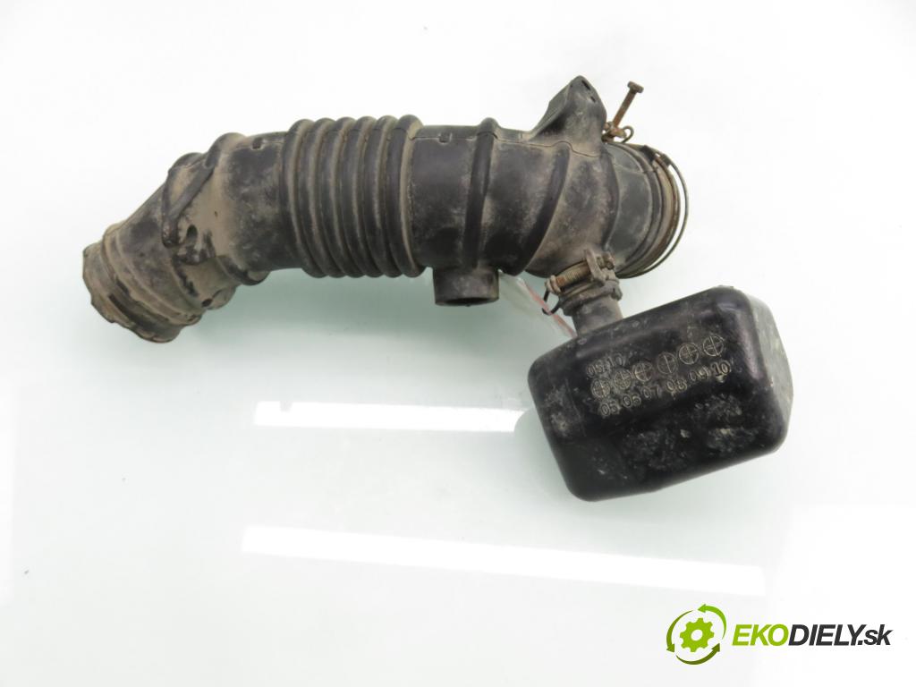 TOYOTA RAV 4 III (_A3_) SUV 2007 112,00 2.0 4WD 152 - 1AZ-FE 1998,00 Rúra prívodu vzduchu 1788028240 ; 1788128260 ; 1789328060
