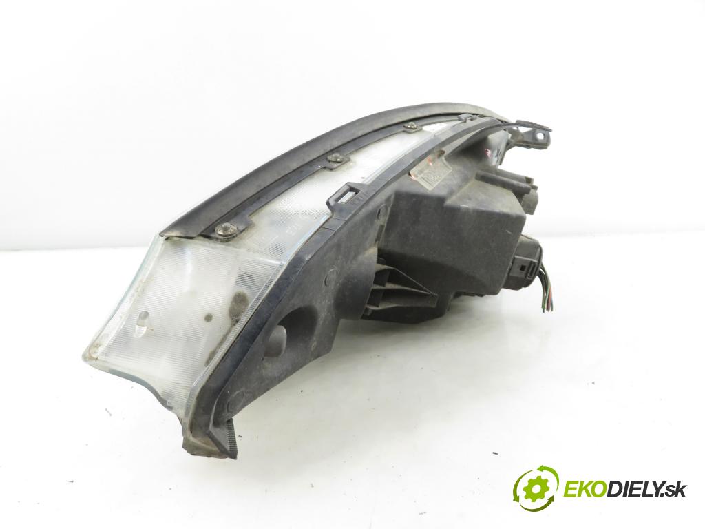 FORD FOCUS (DAW, DBW) HB 2003 74,00 1.6 16V - FYDD 1596,00 světlo PP 2M5113W029BE