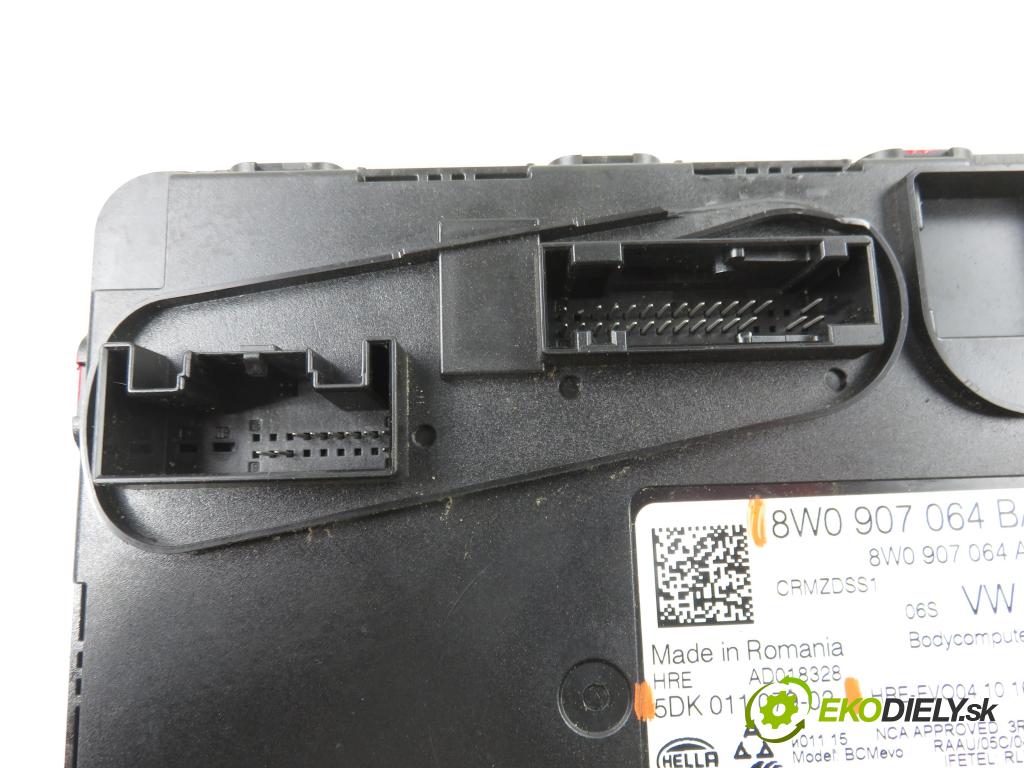 AUDI A4 Avant (8W5, B9) KOMBI 2016 110,00 2.0 TDI - DEUA 1968,00 MODUL komfortu 8W0907064BA ; 5DK01107902