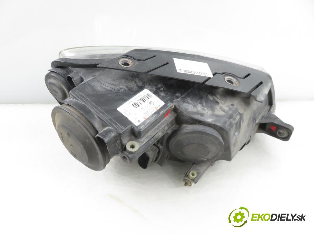 VW PASSAT B6 Variant (3C5) KOMBI 2005 77,00 1.9 TDI - BKC 1896,00 Svetlo LP 3C0941005J