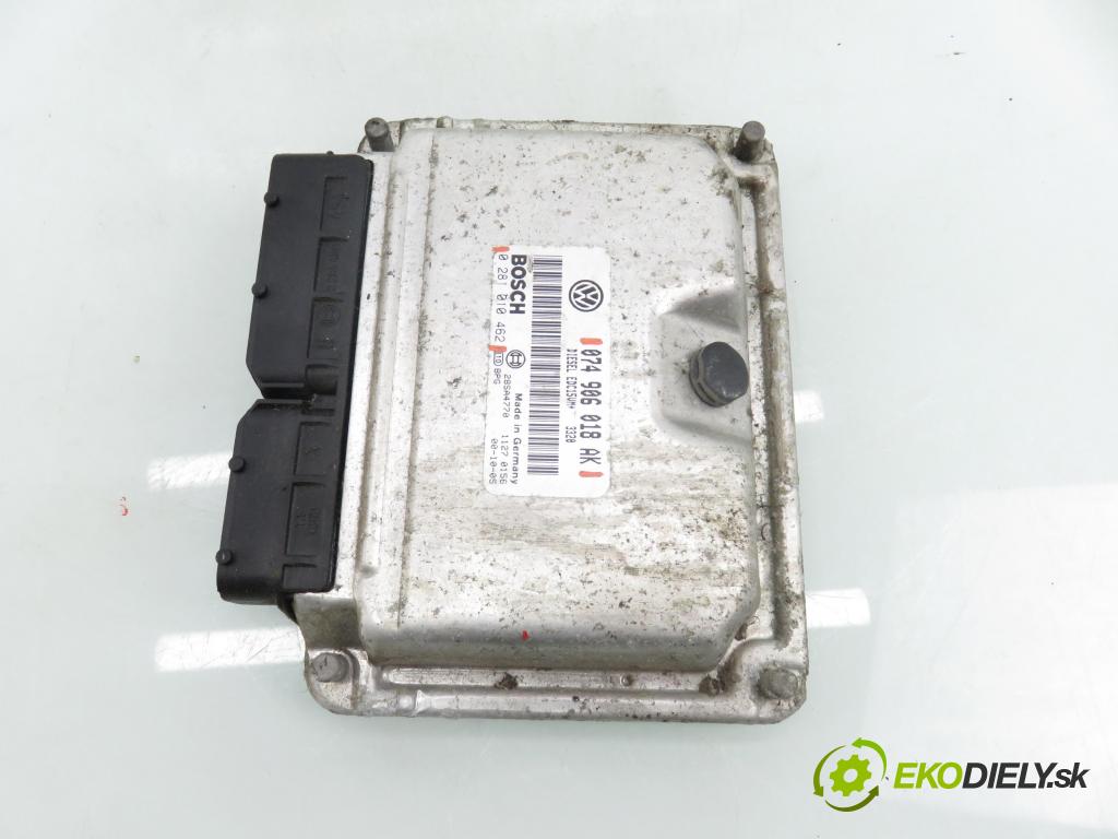 VW TRANSPORTER IV Platforma / podwozie (70E, 70L, 70M, 7DE, 7DL KABINA/PLATFORMA 2000 65,00 2.5 TDI - AJT 2461,00 Riadiaca jednotka Motor 074906018AK ; 0281010462