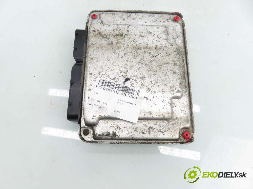 VW TRANSPORTER IV Platforma / podwozie (70E, 70L, 70M, 7DE, 7DL KABINA/PLATFORMA 2000 65,00 2.5 TDI - AJT 2461,00 Riadiaca jednotka Motor 074906018AK ; 0281010462