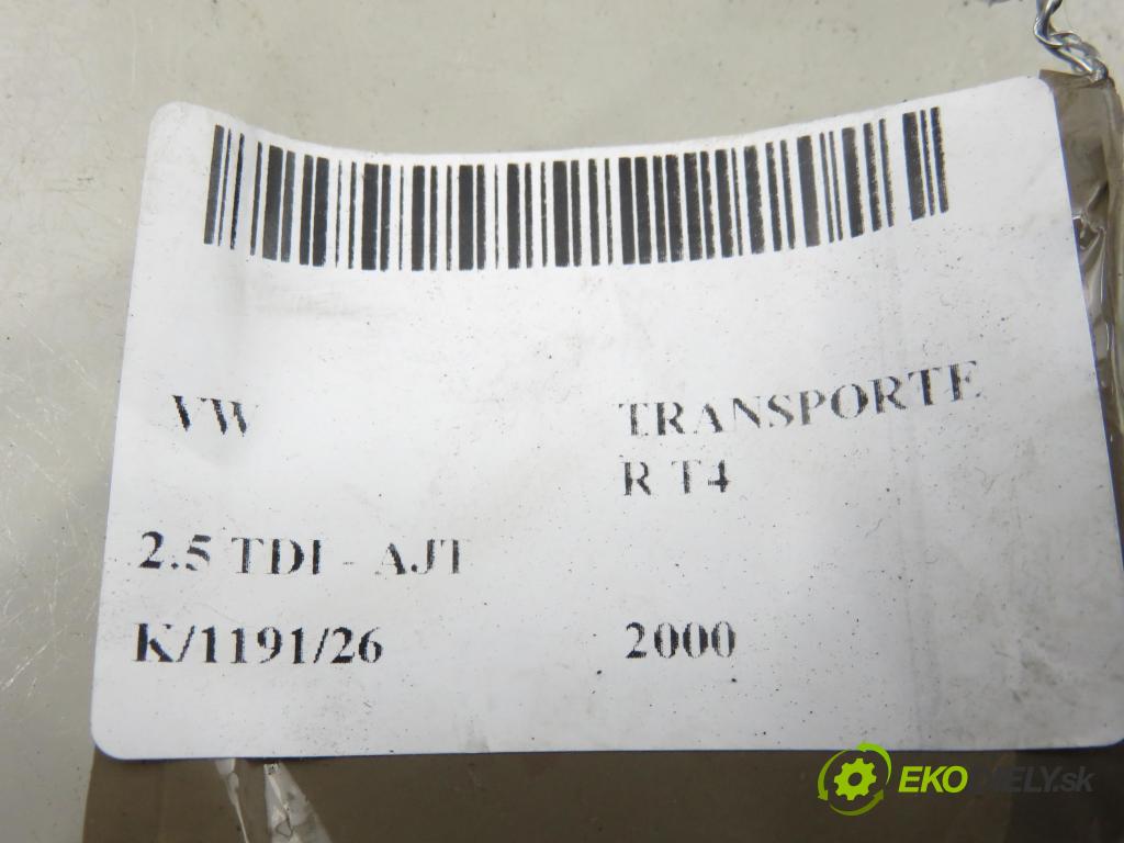 VW TRANSPORTER IV Platforma / podwozie (70E, 70L, 70M, 7DE, 7DL KABINA/PLATFORMA 2000 65,00 2.5 TDI - AJT 2461,00 skříňka POJISTKY: 357937039