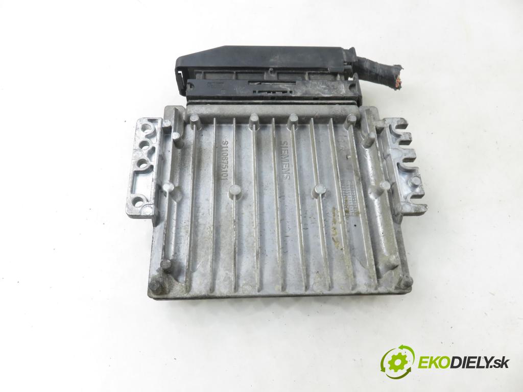 RENAULT SCENIC I (JA0/1_) MINIVAN 2002 79,00 1.6 - K4M 706 1598,00 řídící jednotka motora 8200214973 ; S118301113