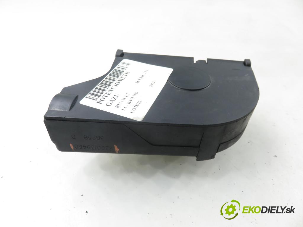 RENAULT SCENIC I (JA0/1_) MINIVAN 2002 79,00 1.6 - K4M 706 1598,00 Potenciometer plynu 8200139460 (Potenciometer plynového pedálu)