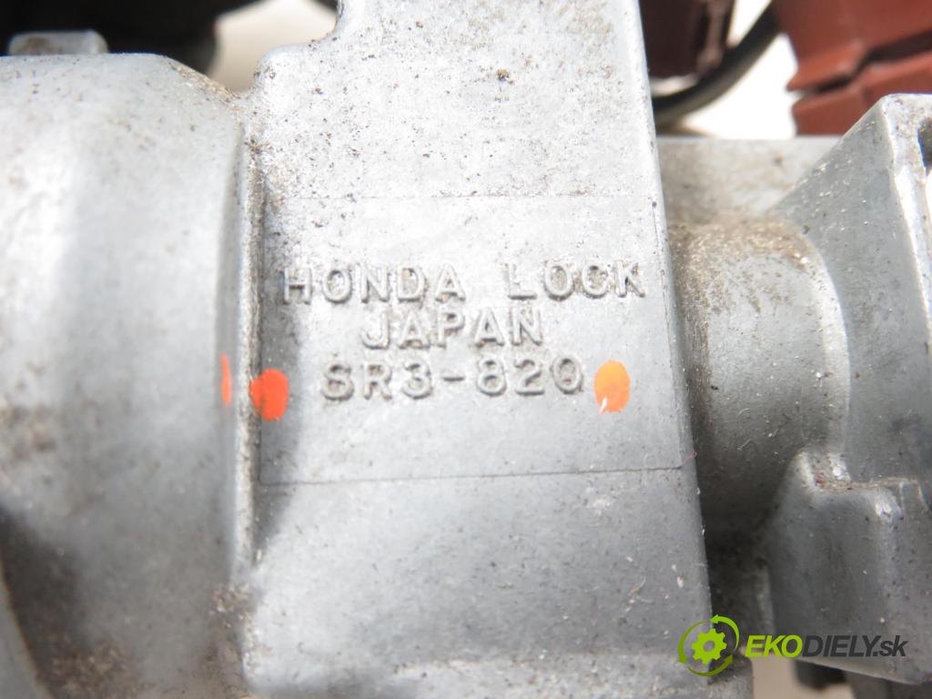 HONDA CIVIC V Sedan (EG, EH) SEDAN 1993 66,00 1.5 - D15B2 1493,00 spínačka / VLOŽKY SR3820