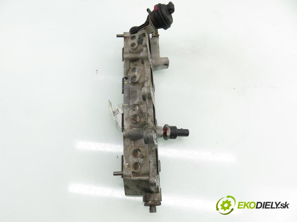 AUDI A3 (8P1) HB 2007 85,00 1.6 FSI - BAG 1598,00 Potrubie 03C133204AA ; 06D906051A ; 0261545008