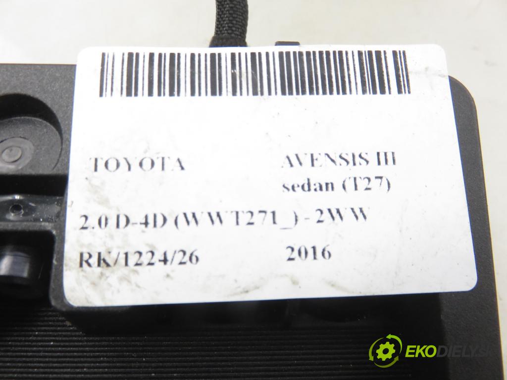 TOYOTA AVENSIS sedan (_T27_) SEDAN 2016 105,00 2.0 D-4D (WWT271_) - 2WW 1995,00 KAMERA 8818105030