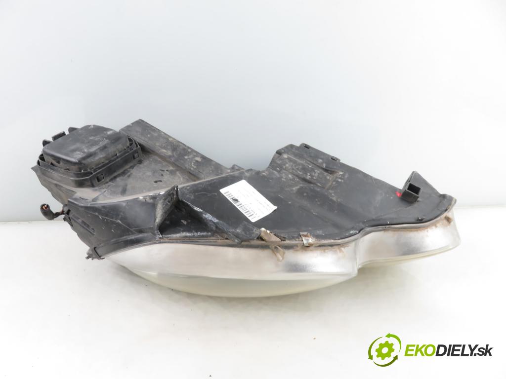 SMART FORFOUR (454) HB 2006 70,00 1.5 CDI (454.001) - OM 639.939 1493,00 Svetlo LP A4545400954 ; 0301207221