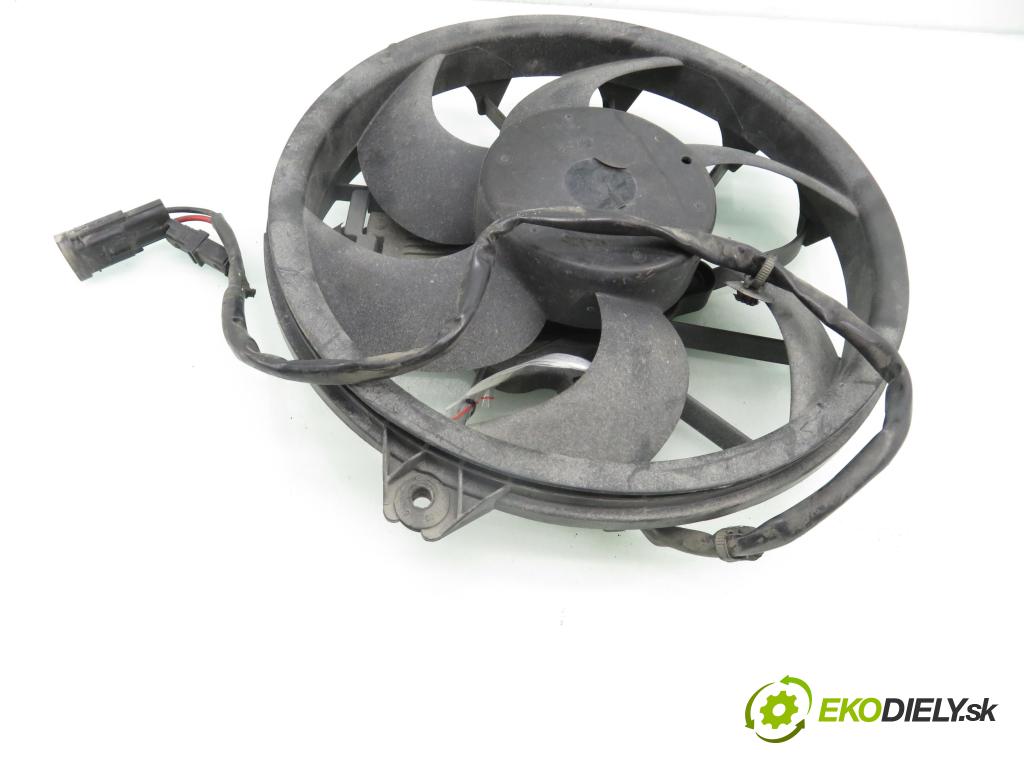 CITROEN C5 III Break (RW_) KOMBI 2008 150,00 2.7 HDi - UHZ (DT17BTED4) 2720,00 Ventilátor chladič klímatizácie 9682627080
