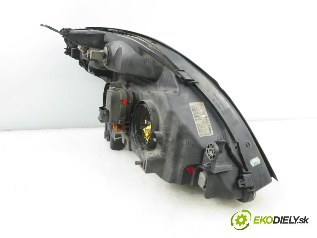 RENAULT SCENIC I (JA0/1_) MINIVAN 2002 79,00 1.6 - K4M 706 1598,00 světlo LP 7700432098 ; 7701047604