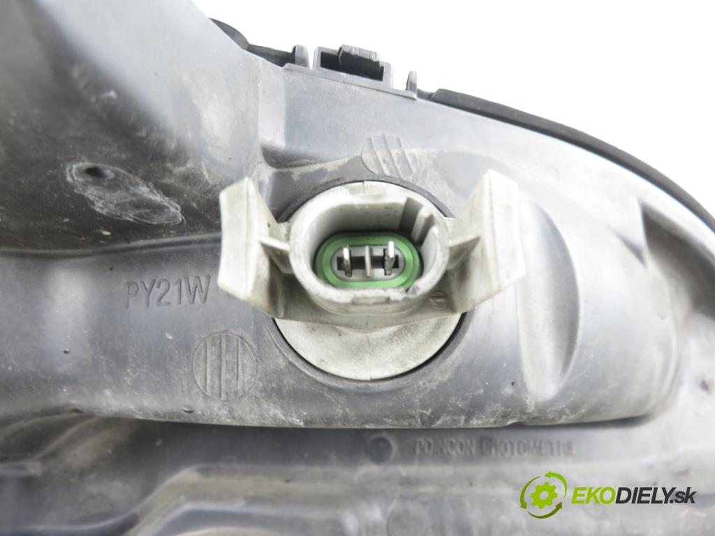 RENAULT SCENIC I (JA0/1_) MINIVAN 2002 79,00 1.6 - K4M 706 1598,00 světlo LP 7700432098 ; 7701047604