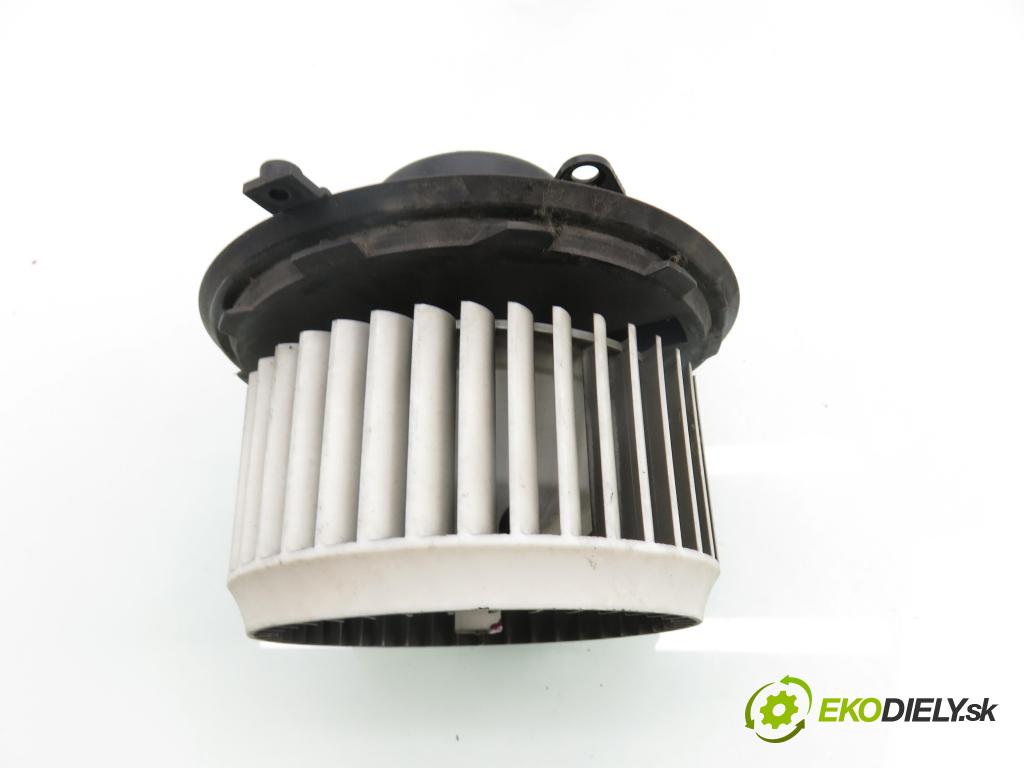 ALFA ROMEO 147 (937_) HB 2006 110,00 1.9 JTDM 16V (937.AXN1B, 937.BXN1B) - 937 A5.000 1910,00 Ventilátor vetráku 52421846